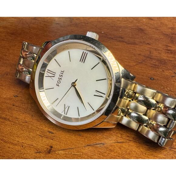 Fossil Woman's Gold-Tone BQ1757 Watch Mother of Pearl Dial Stainless Steel Roman - Picture 12 of 16